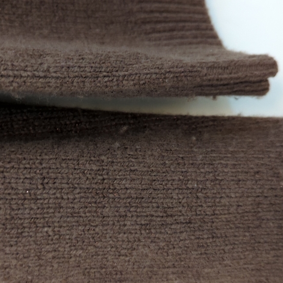 Faconnable Sequined V Neck Sweater - Picture 10 of 13